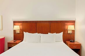 Courtyard by Marriott Panama Multiplaza Mall