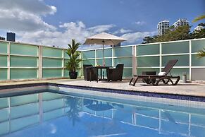 Courtyard by Marriott Panama Multiplaza Mall