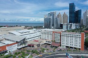 Courtyard by Marriott Panama Multiplaza Mall