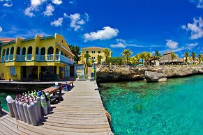 Buddy Dive Resort