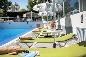 Climia Belroy 4* Superior Hotel