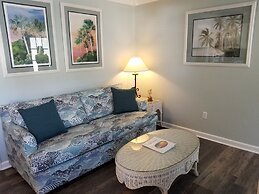 Tradewinds Beach Resort