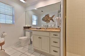 Tradewinds Beach Resort