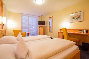 Rio Hotel