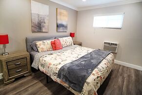 Anaheim Executive Inn & Suites