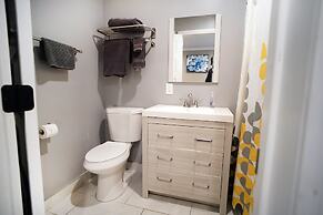 Anaheim Executive Inn & Suites