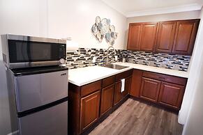 Anaheim Executive Inn & Suites