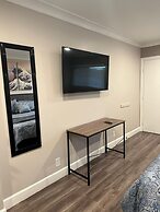 Anaheim Executive Inn & Suites