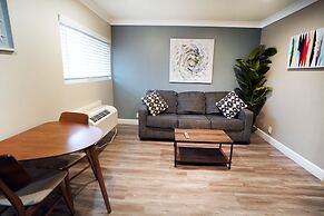 Anaheim Executive Inn & Suites