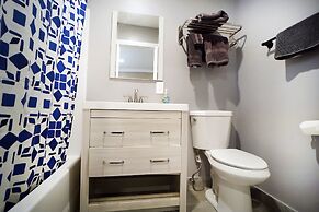 Anaheim Executive Inn & Suites