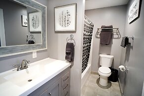 Anaheim Executive Inn & Suites