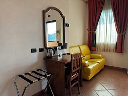 Euro House Inn Airport