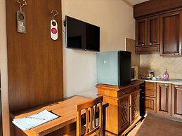 Euro House Inn Airport