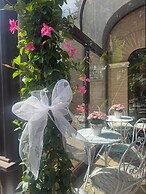 Euro House Inn Airport