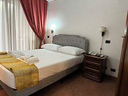 Euro House Inn Airport