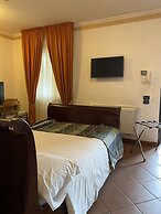 Euro House Inn Airport