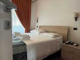 Euro House Inn Airport