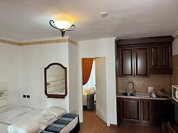 Euro House Inn Airport