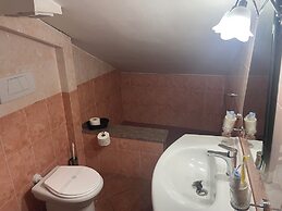 Euro House Inn Airport