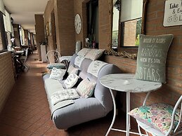 Euro House Inn Airport