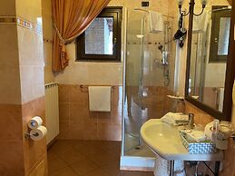 Euro House Inn Airport