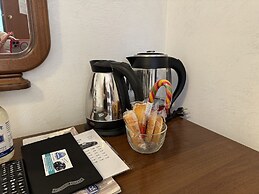 Euro House Inn Airport