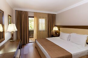 Latanya Park Resort - All Inclusive