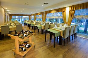 Latanya Park Resort - All Inclusive