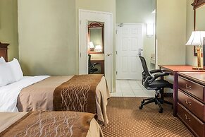 Quality Inn & Suites Ann Arbor Hwy 23