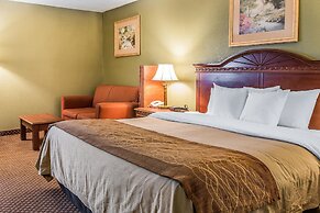 Quality Inn & Suites Ann Arbor Hwy 23