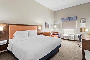 Hampton Inn & Suites Bolingbrook