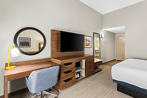 Hampton Inn & Suites Bolingbrook