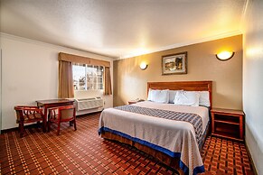 Regency Inn & Suites