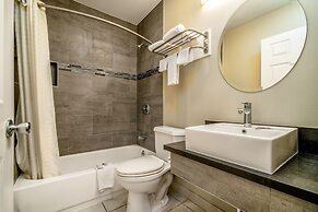 Regency Inn & Suites