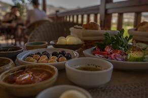 4Reasons Hotel And Bistro