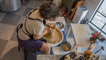 4Reasons Hotel And Bistro