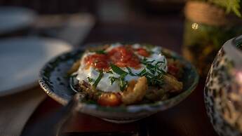 4Reasons Hotel And Bistro