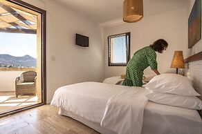 4Reasons Hotel And Bistro