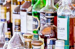 4Reasons Hotel And Bistro