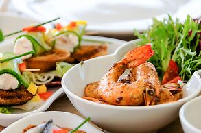 4Reasons Hotel And Bistro