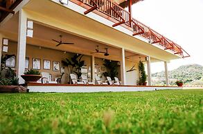 4Reasons Hotel And Bistro