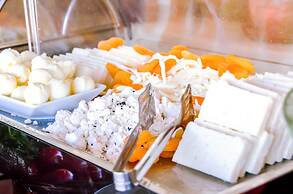 4Reasons Hotel And Bistro