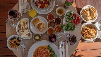 4Reasons Hotel And Bistro