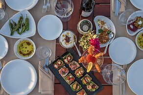 4Reasons Hotel And Bistro