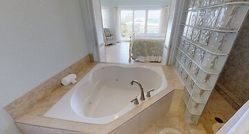 Compass Point Dive Resort