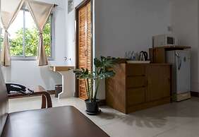 Collection O Howard Square Boutique Hotel