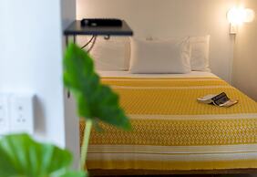 Collection O Howard Square Boutique Hotel