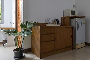 Collection O Howard Square Boutique Hotel