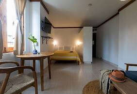 Collection O Howard Square Boutique Hotel