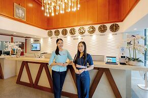 Andaman Beach Suites Hotel